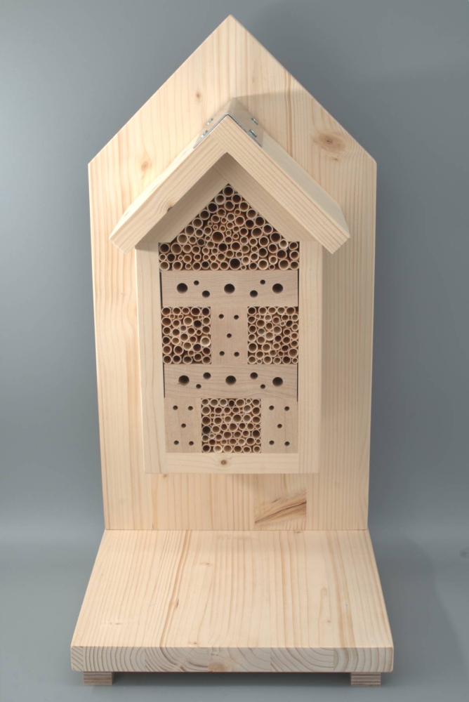 Wildbienenhaus "Schmutter"